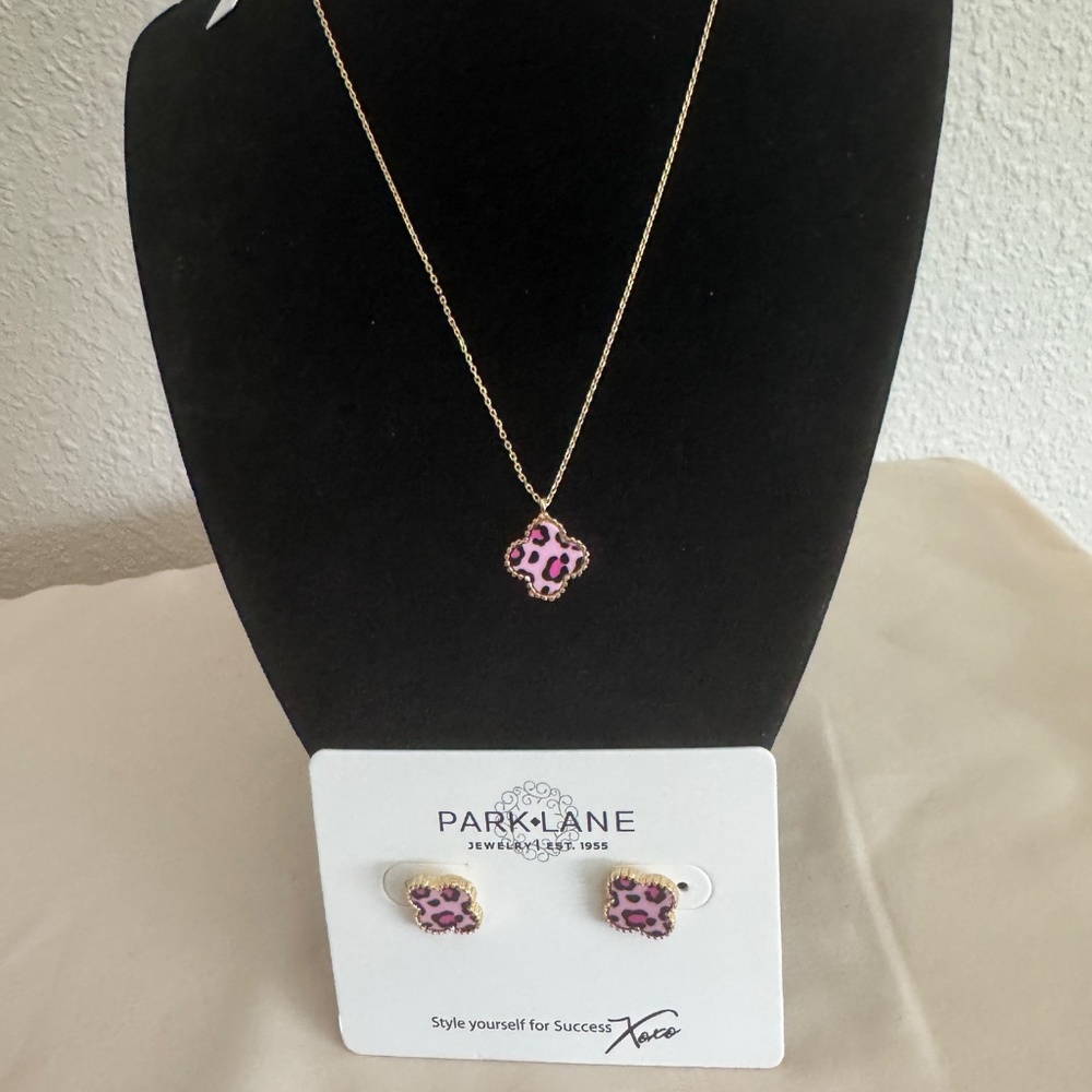 Park Lane NWT Pink Leopard Lana necklace and earring set
